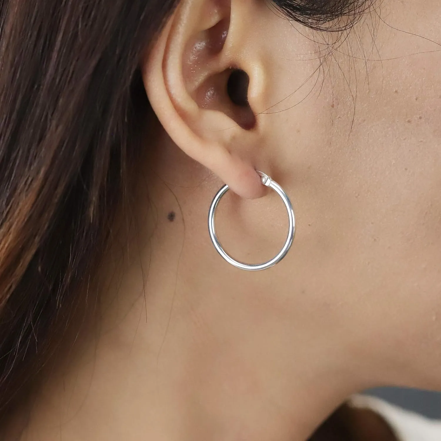 Boma Jewelry Sterling Silver Classic Snap Down Closure Tube Hoop Earrings