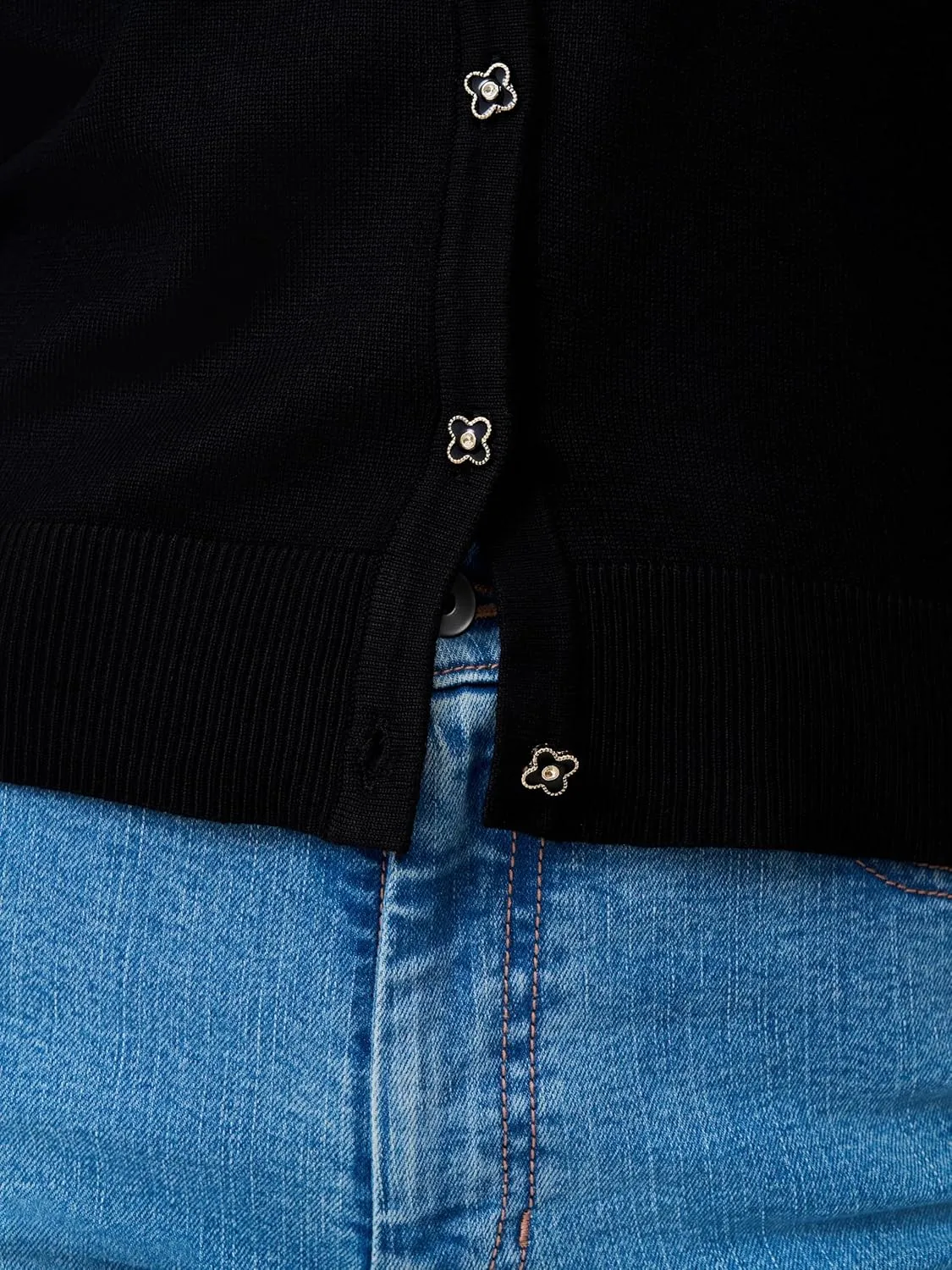 Cable & Gauge Novelty Button Cardigan