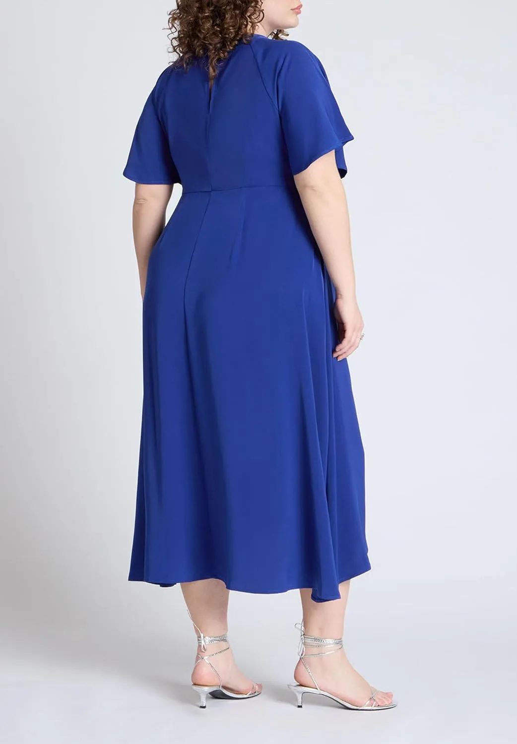 ELOQUII Women's Plus Size Seam Detail Relaxed Midi Dress