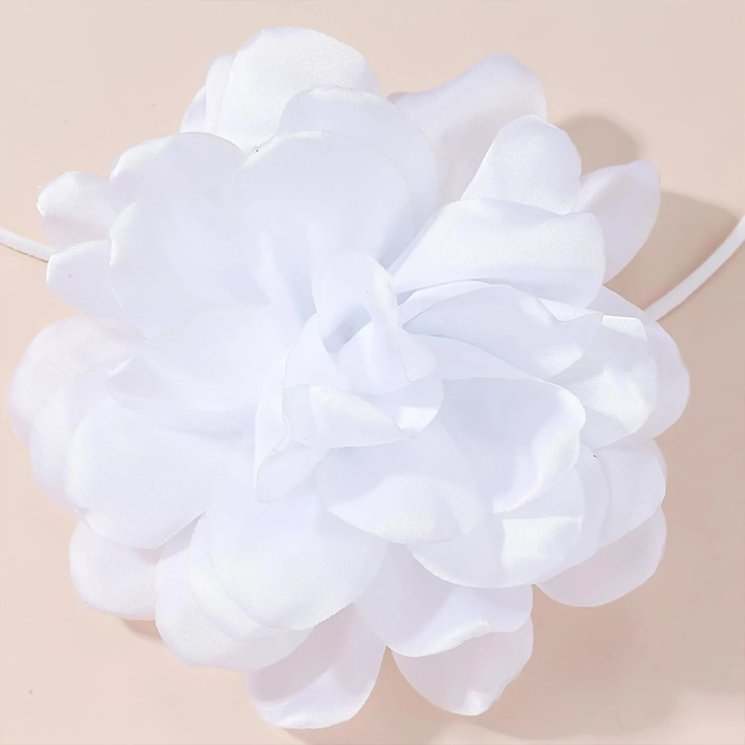 Flower Necklace Big Flower Choker Necklaces for Women White Vintage Big Floral Necklace Summer Outfits Beach Essentials Bride Wedding Jewelry