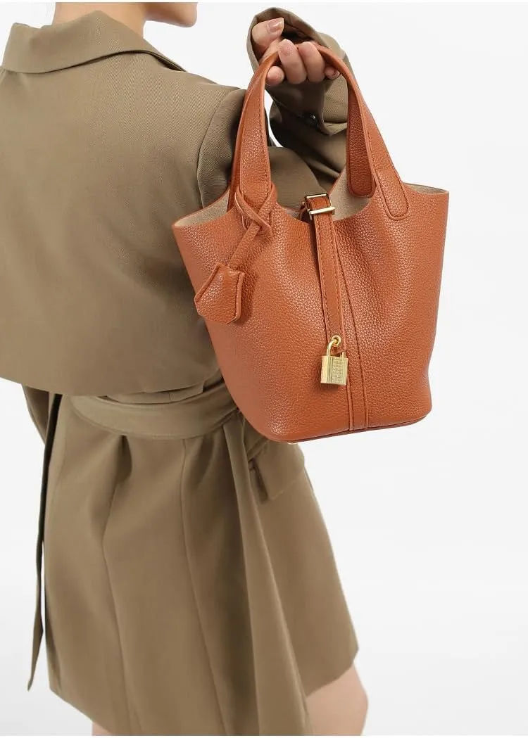 Genuine Leather Bucket Bag with Lock Closure, Vegetable Basket, Stylish and Versatile Shoulder bag, Spacious Tote Bag