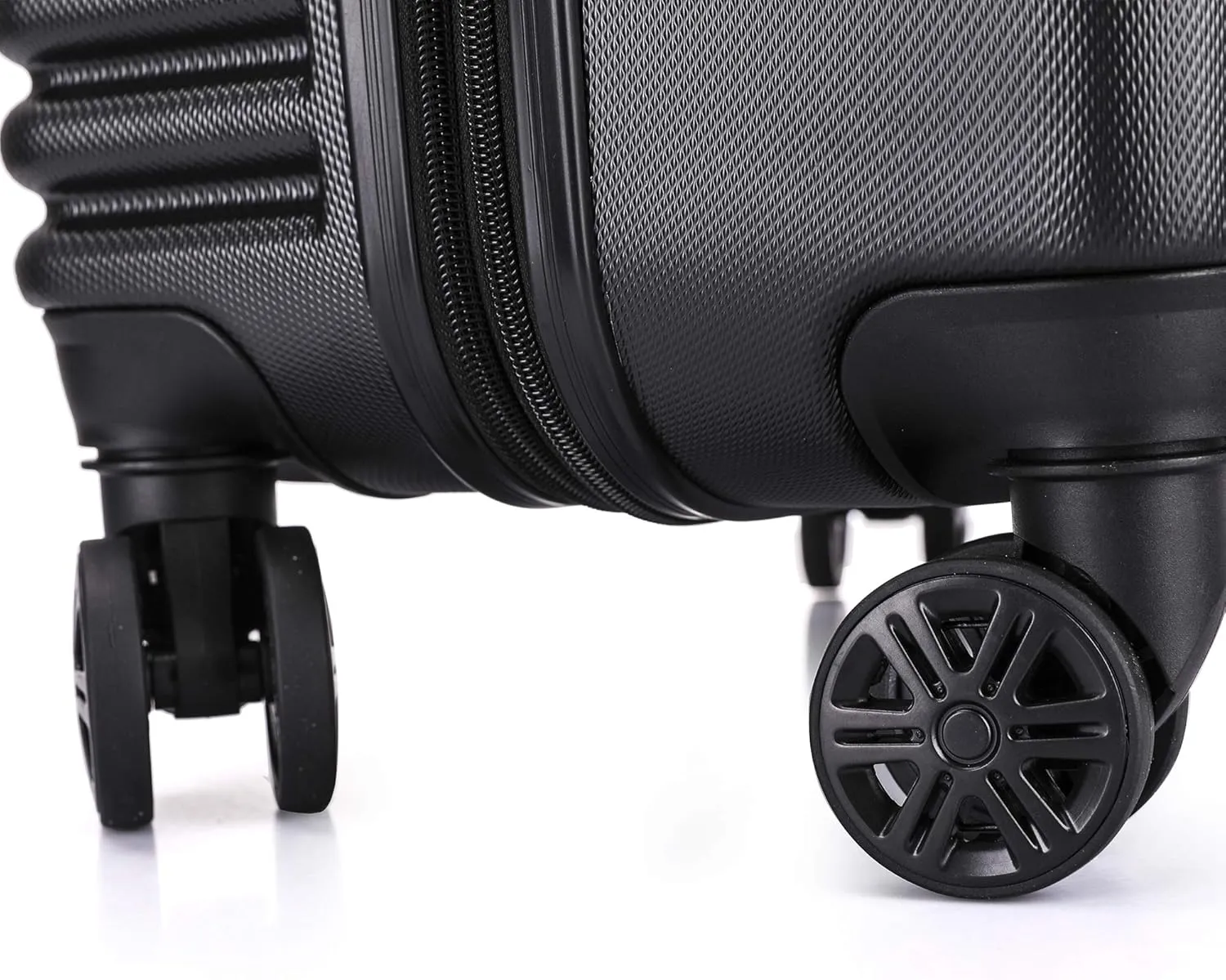 InUSA ALLY Travel Suitcase with Spinner Wheels | Lightweight Ergonomic GEL Handle and TSA Lock, Spacious Traveling Suitcases | (20/24/28) 3 Piece Hardside Luggage Set | Black