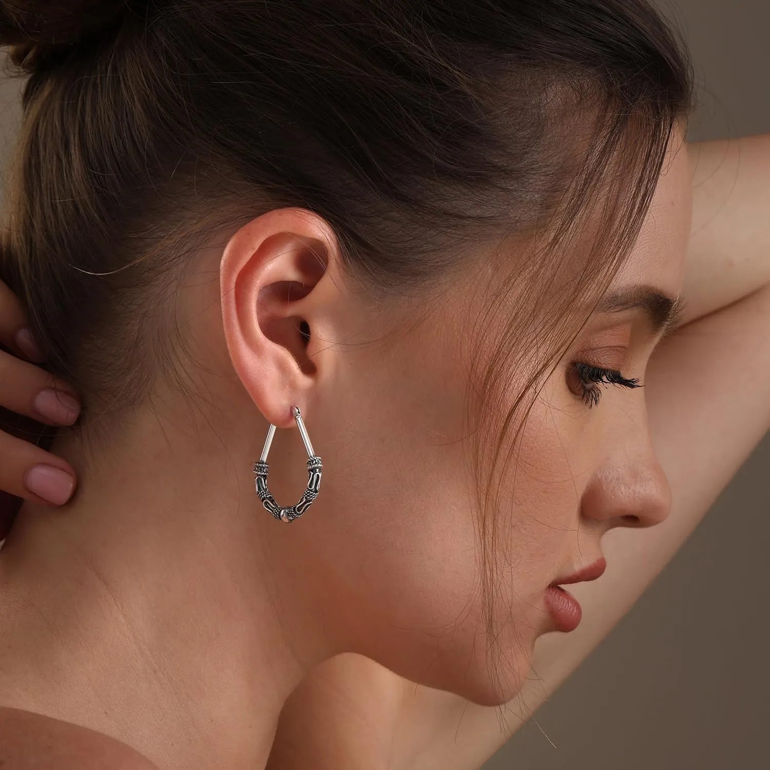 LeCalla 925 Sterling Silver Hoop Earrings - Classic Italian Antique Diamond Cut Textured Earring Hoops | Women's Drop Shape Oval Hoop Earring Jewelry for Women