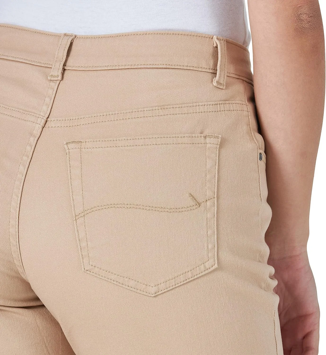 Lee Women's Relaxed Fit Capri Jean