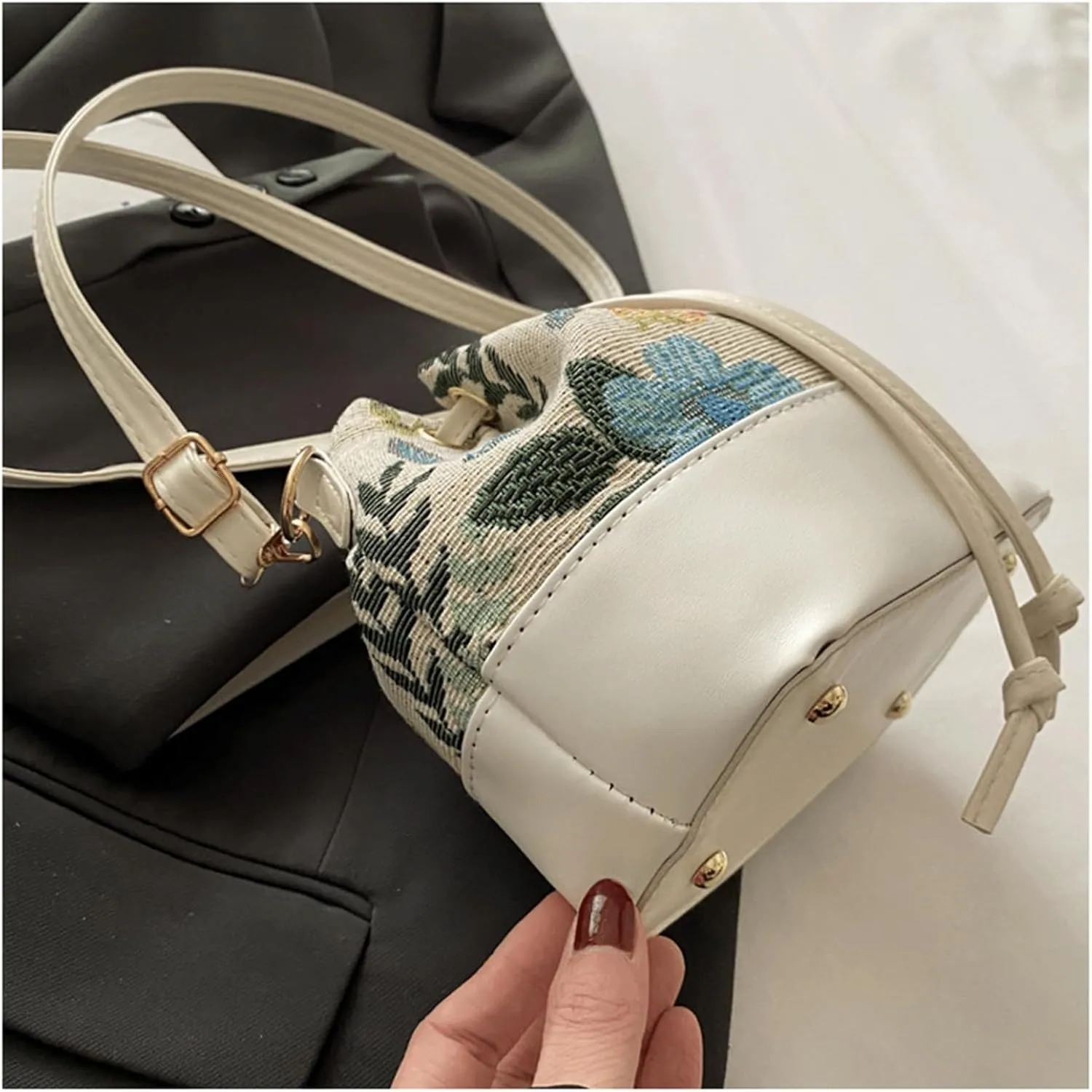 Mini Bucket Bag Vintage Floral Print Bucket Purse with Leather Drawstring Closure Purse Bag Small Crossbody Shoulder Handbag