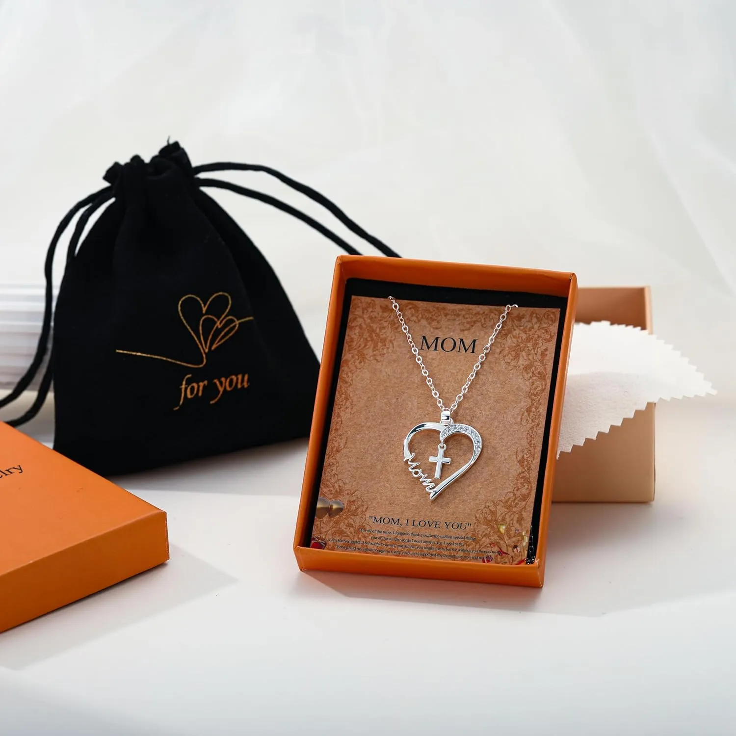 Moodear Mothers Day Gifts Mama Pendant Necklaces for Women - Dainty Small 18K Gold Plated Mom Necklace Non Tarnish Gift for Mom,New Mom Trendy
