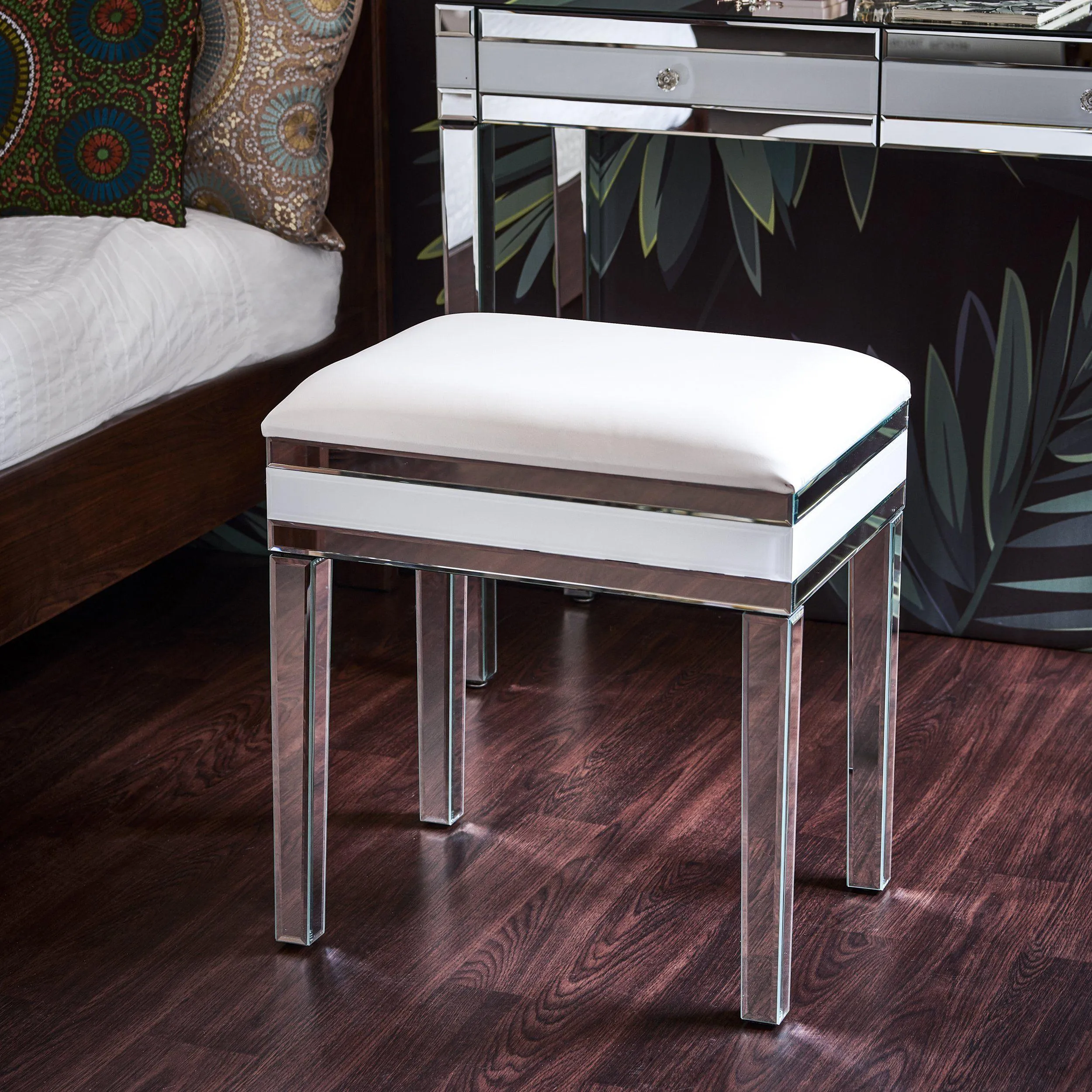 Outlet - White Stool