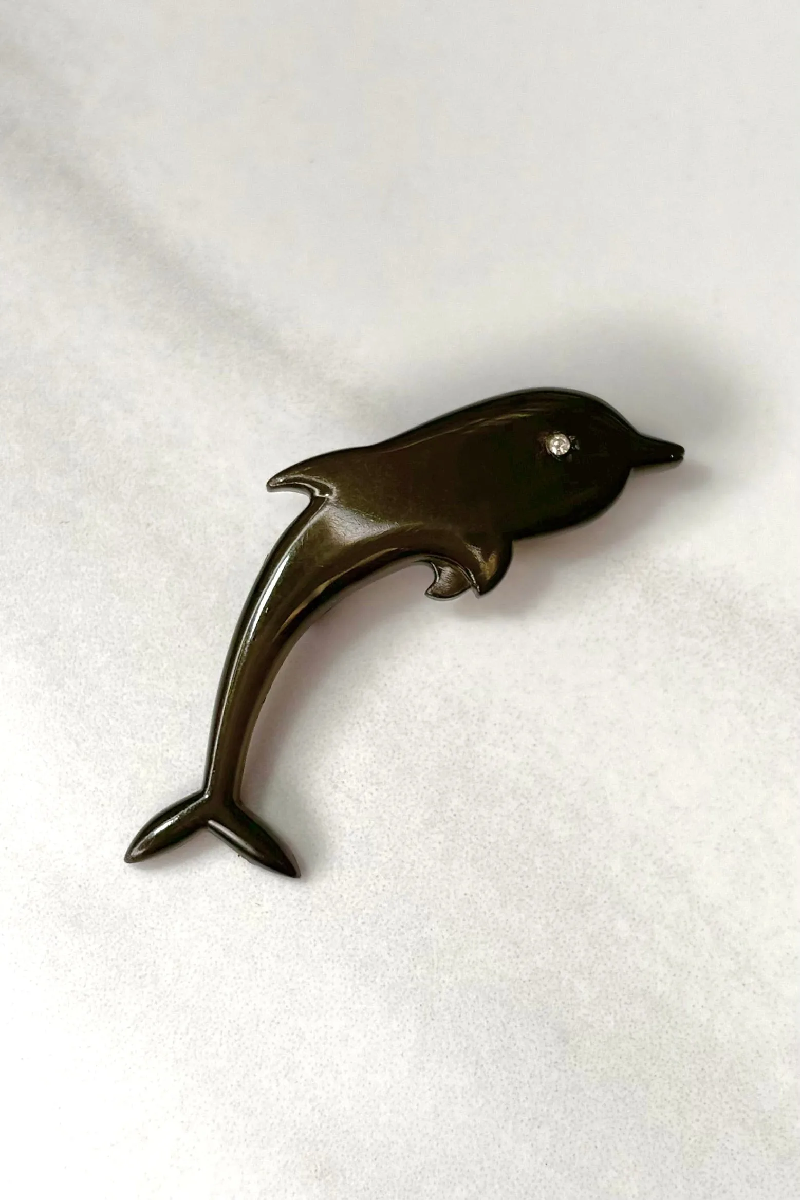 Retro Buch   Deichmann Dolphin Pin Brooch