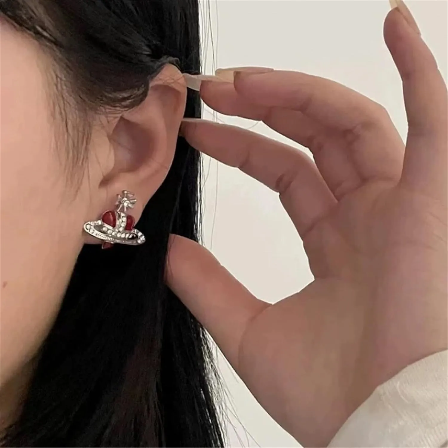 Saturn Earrings for Women Aesthetic Cubic Zircon Silver Saturn Planet Stud Earrings Fashionable Saturn Planet Pendant Earrings Classic Saturn Planet Gold Zircon Inlaid Saturn Earrings Jewelry Gift
