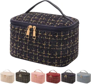 Travel Makeup Bag,High Capacity Toiletries Travel Bag,Waterproof And Wear-Resistant Portable Cosmetic Organizer,With Comfortable Handle,Suitable for Ladies And Girls (Navy Blue)