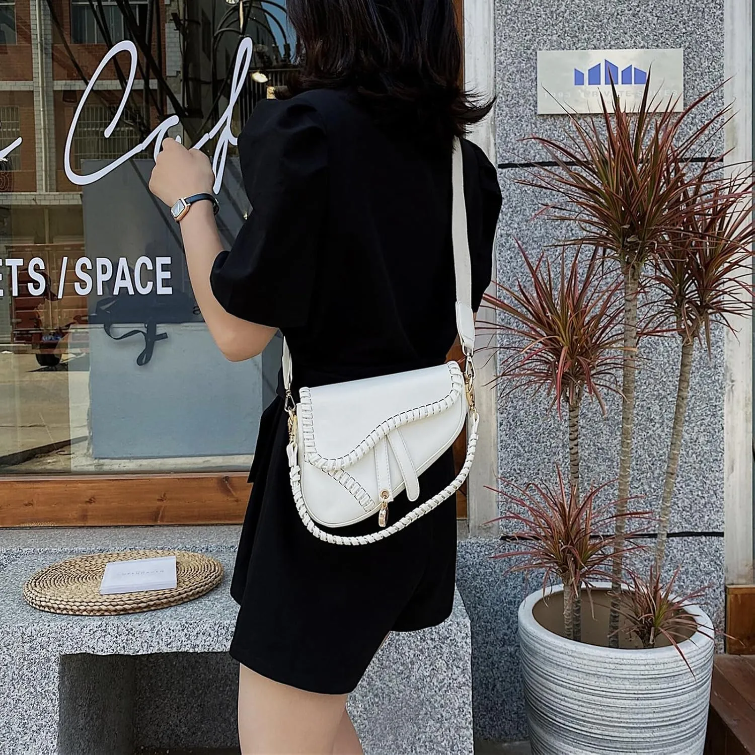 Women Small Saddle Shoulder Bag,Trendy Crossbody Bag Clutch Purse,PU Leather Satchel Bags Handbag